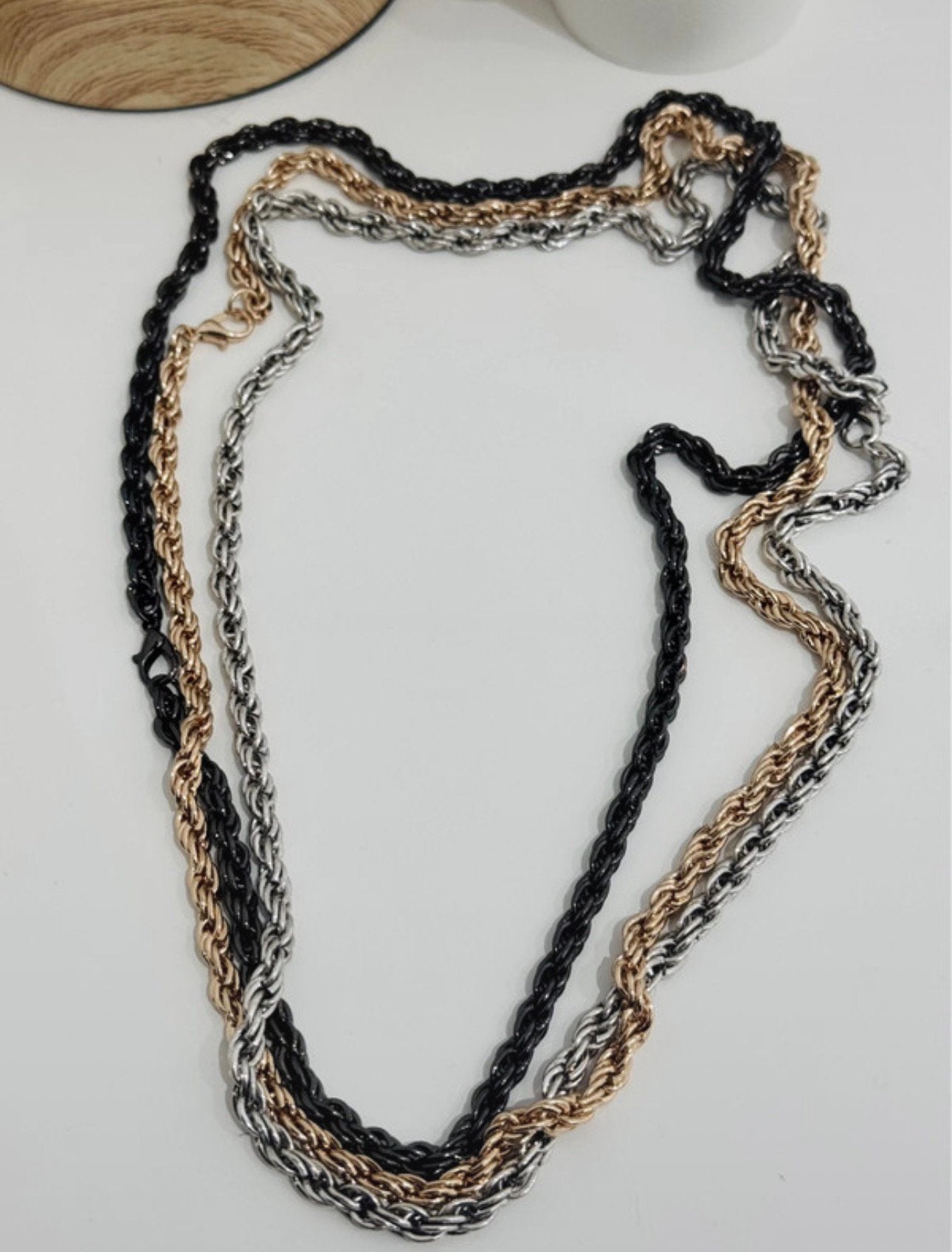 Lot de 3 colliers torsadés doré, argenté et noir, Enlèvement ou Envoi, Noir, Argent