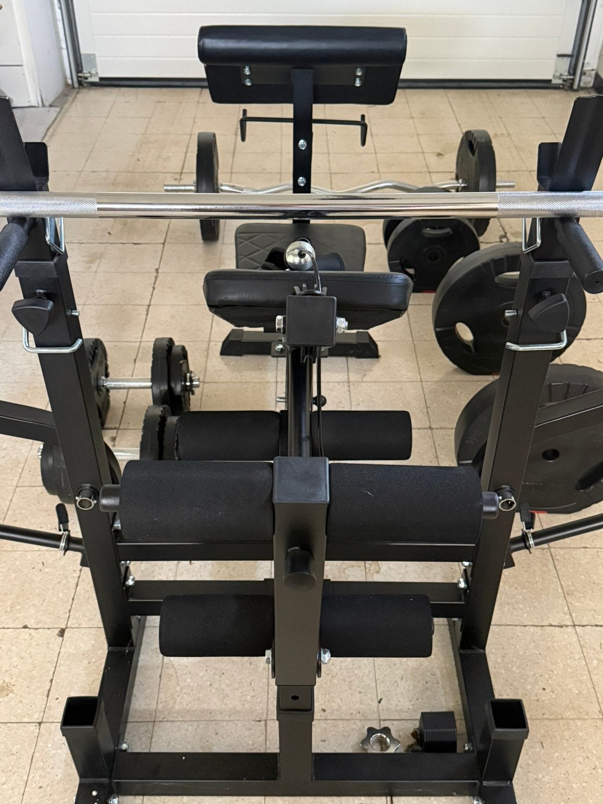 Universele Halterbank Zwart Met 100 kg Halterset Gripper, Sport en Fitness, Ophalen, Zo goed als nieuw, Benen, Halterset