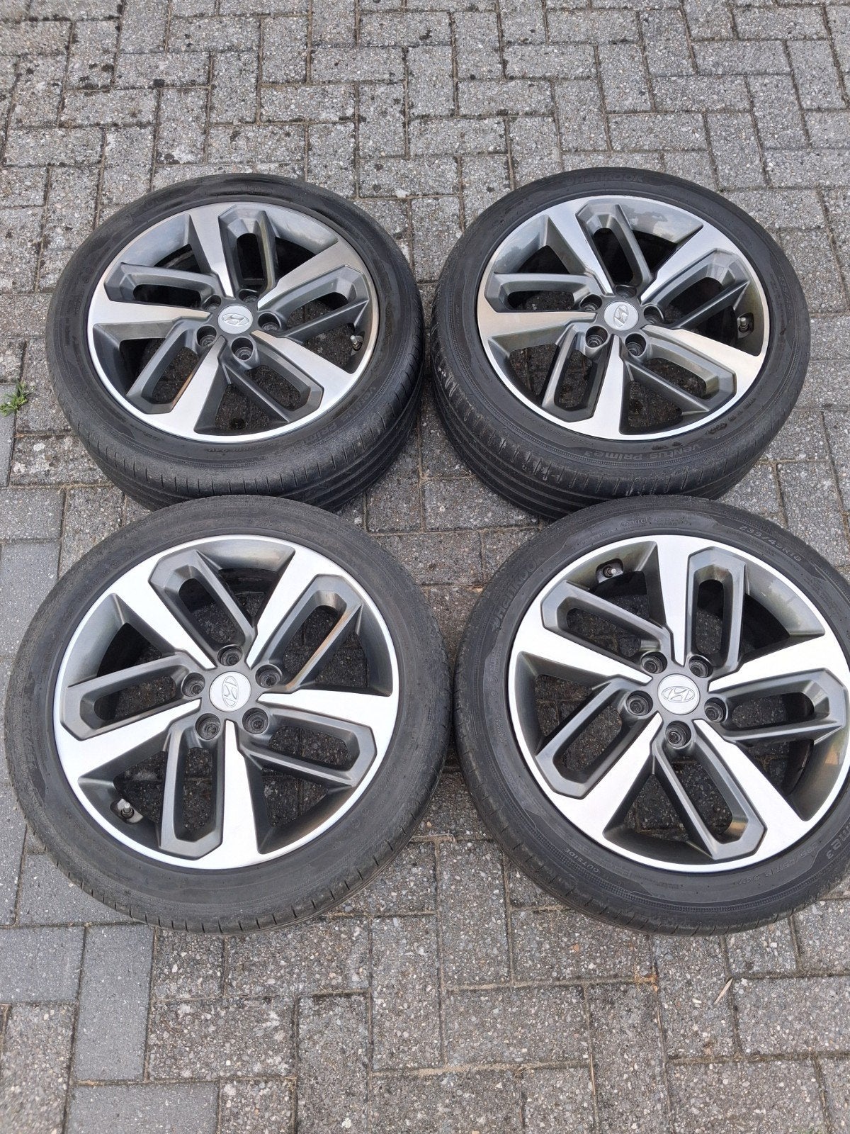 18inch velgen kona, Auto-onderdelen, Banden en Velgen, Ophalen, 18 inch, 235 mm, Band(en)