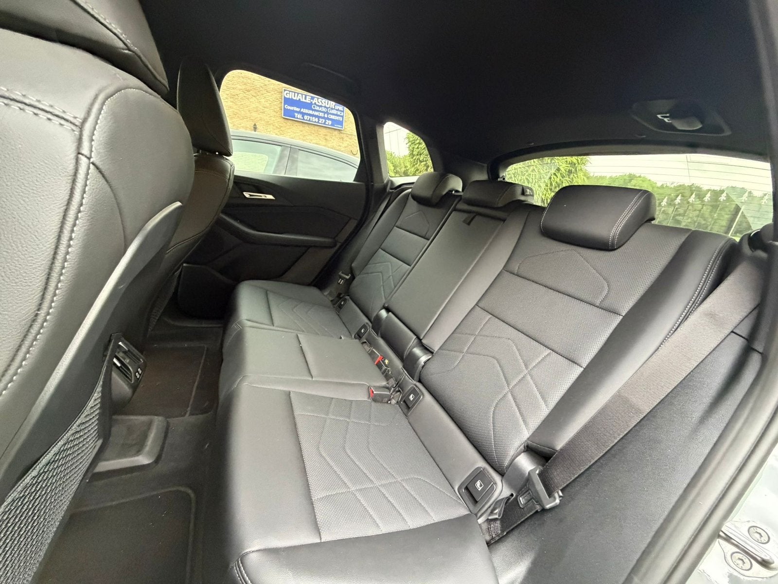 Vend BMW x225 tourer hybride, Auto's, Automaat, Zwart, 2 Reeks Active Tourer, SUV of Terreinwagen