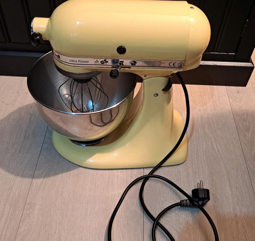 Kitchenaid modèle ultra Power avec un seul accessoire fouet!, Enlèvement ou Envoi, Utilisé