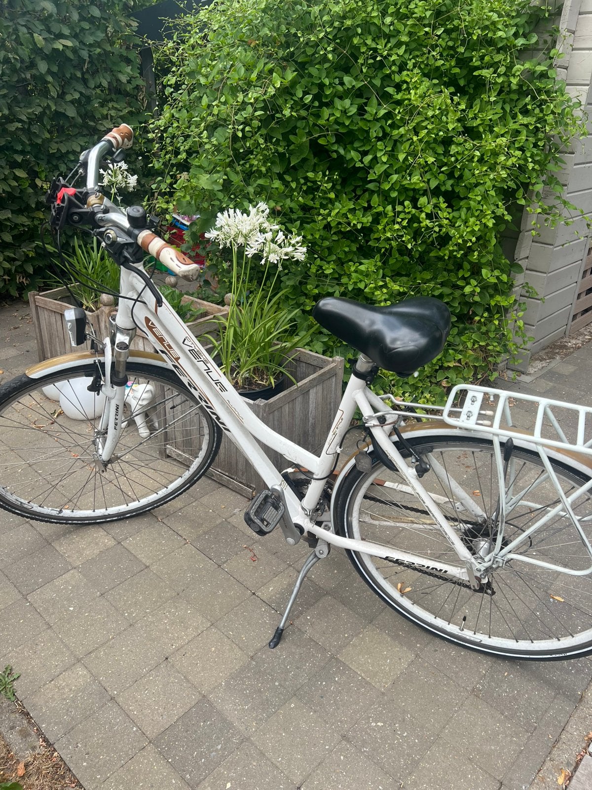 Damesfiets, Ophalen