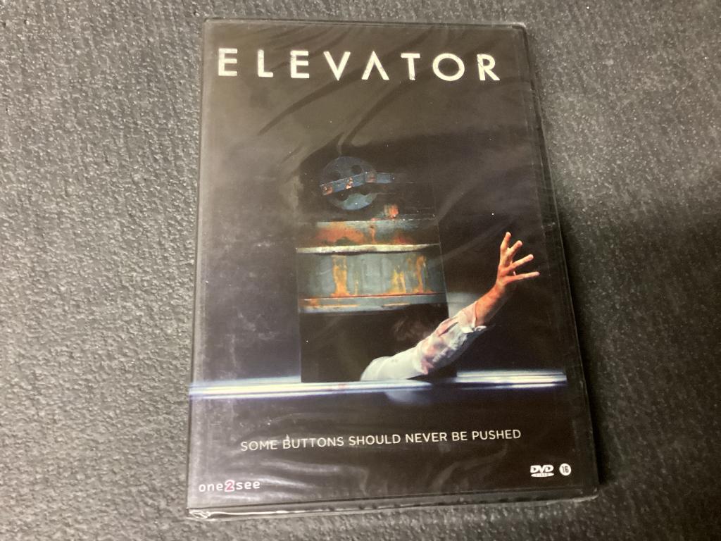 Elevator, À partir de 16 ans, Enlèvement ou Envoi