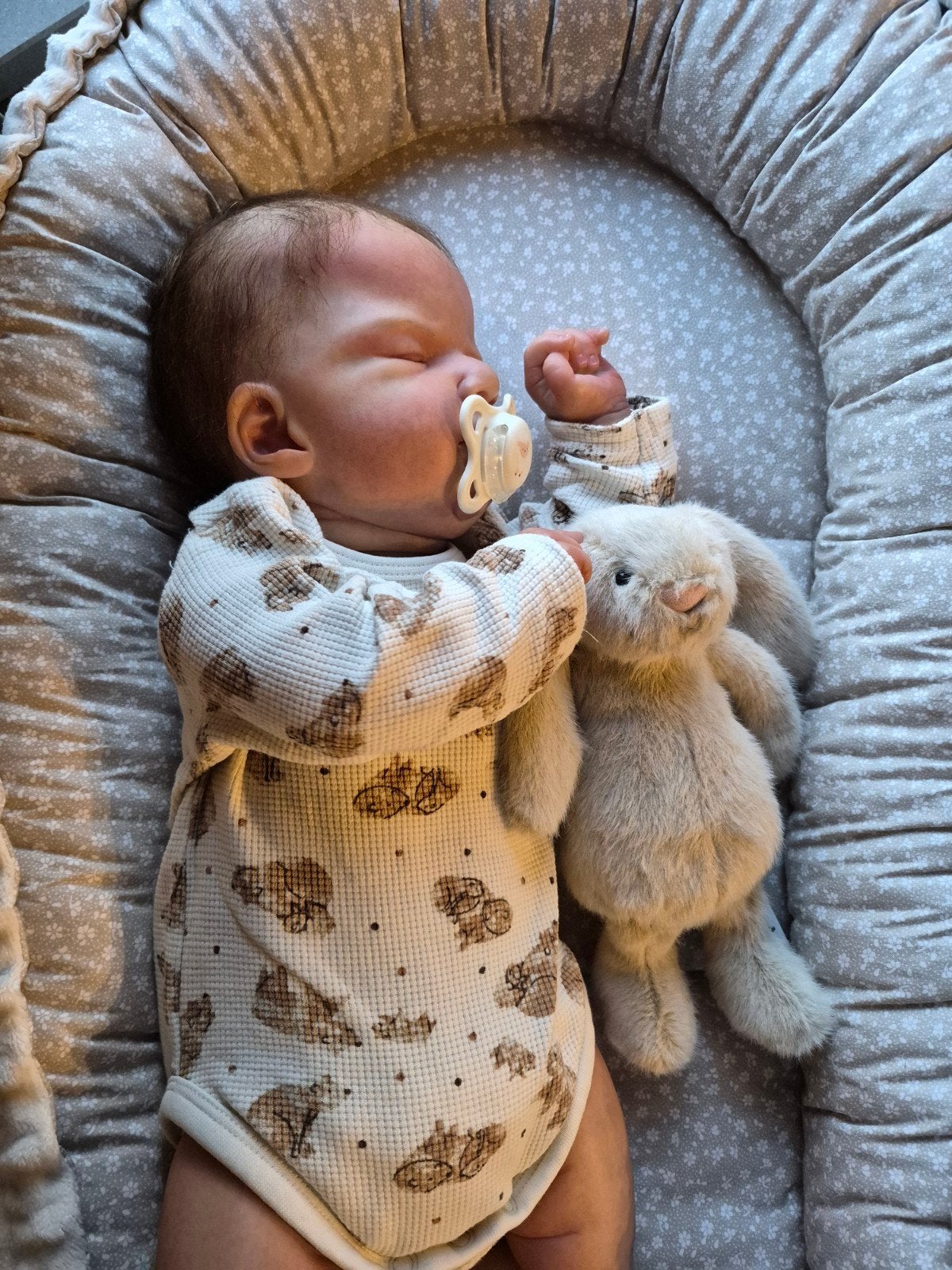 Prachtige reborn baby Ellis by Olga Auer, Collections, Poupées, Comme neuf, Baby Pop, Réaliste ou Reborn, Enlèvement ou Envoi