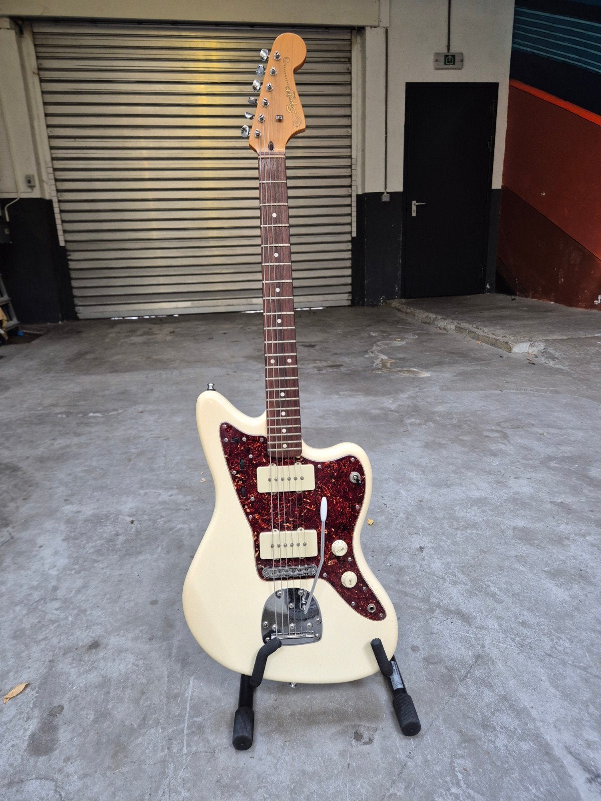 Squier Jazzmaster J. Mascis signature 2012, Musique & Instruments, Enlèvement, Utilisé, Solid body, Autres marques