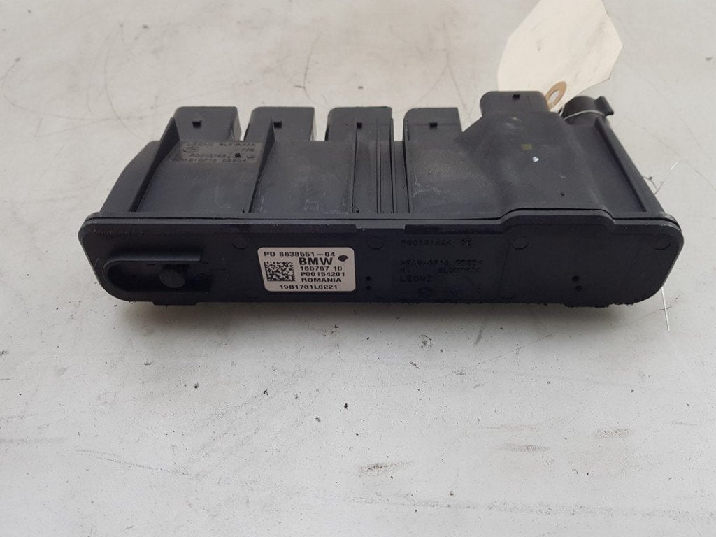 DISTRIBUTEUR BMW 4 serie (F33) (|8638551|12638638551|), Utilisé, BMW, Petuelring 130
80809  München, DE, Bayerische Motoren Werke AG