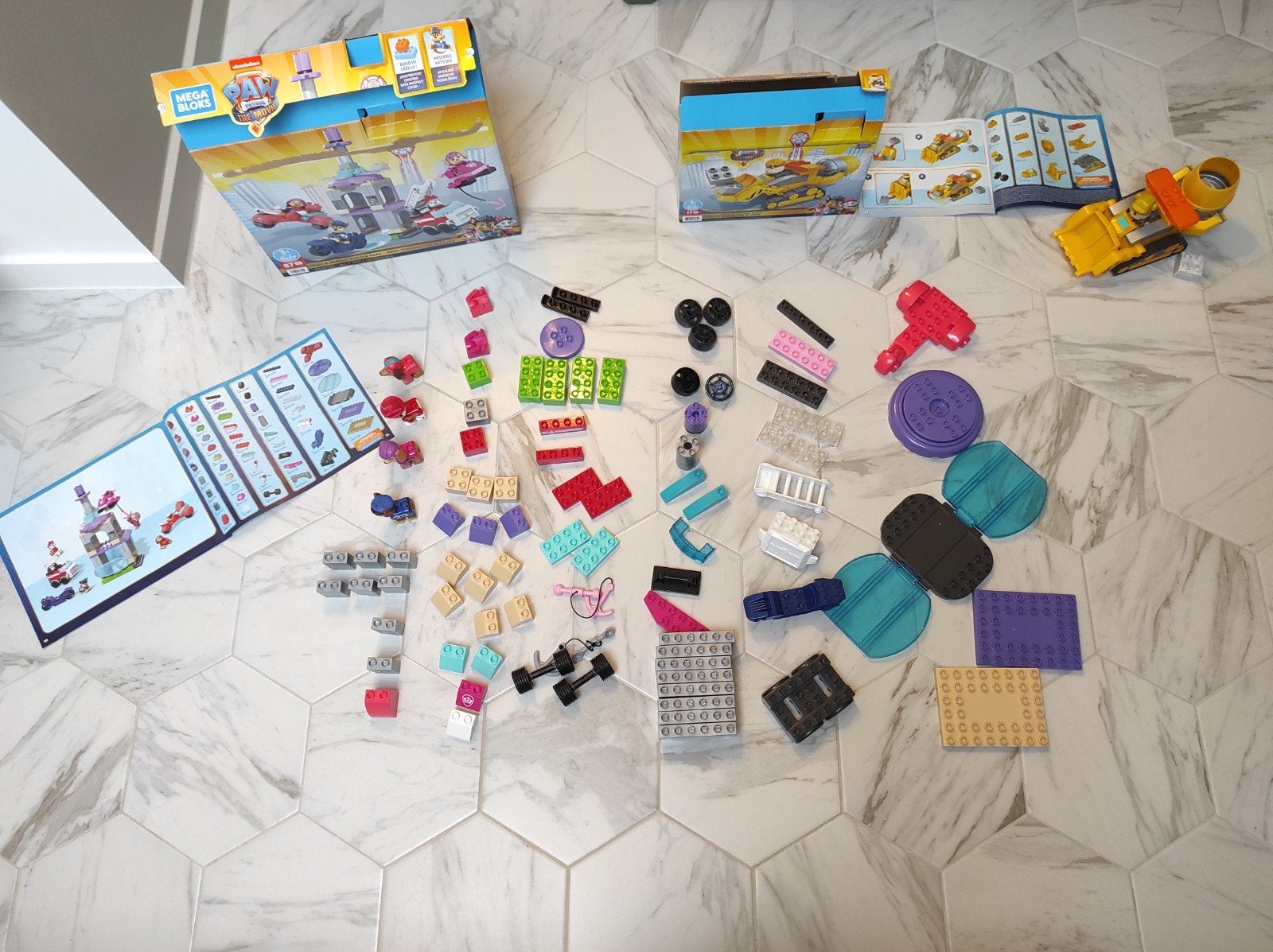 Paw Patrol toren en bulldozer Rubble, Enfants & Bébés, Jouets | Blocs de construction, Enlèvement ou Envoi, Comme neuf, Megabloks