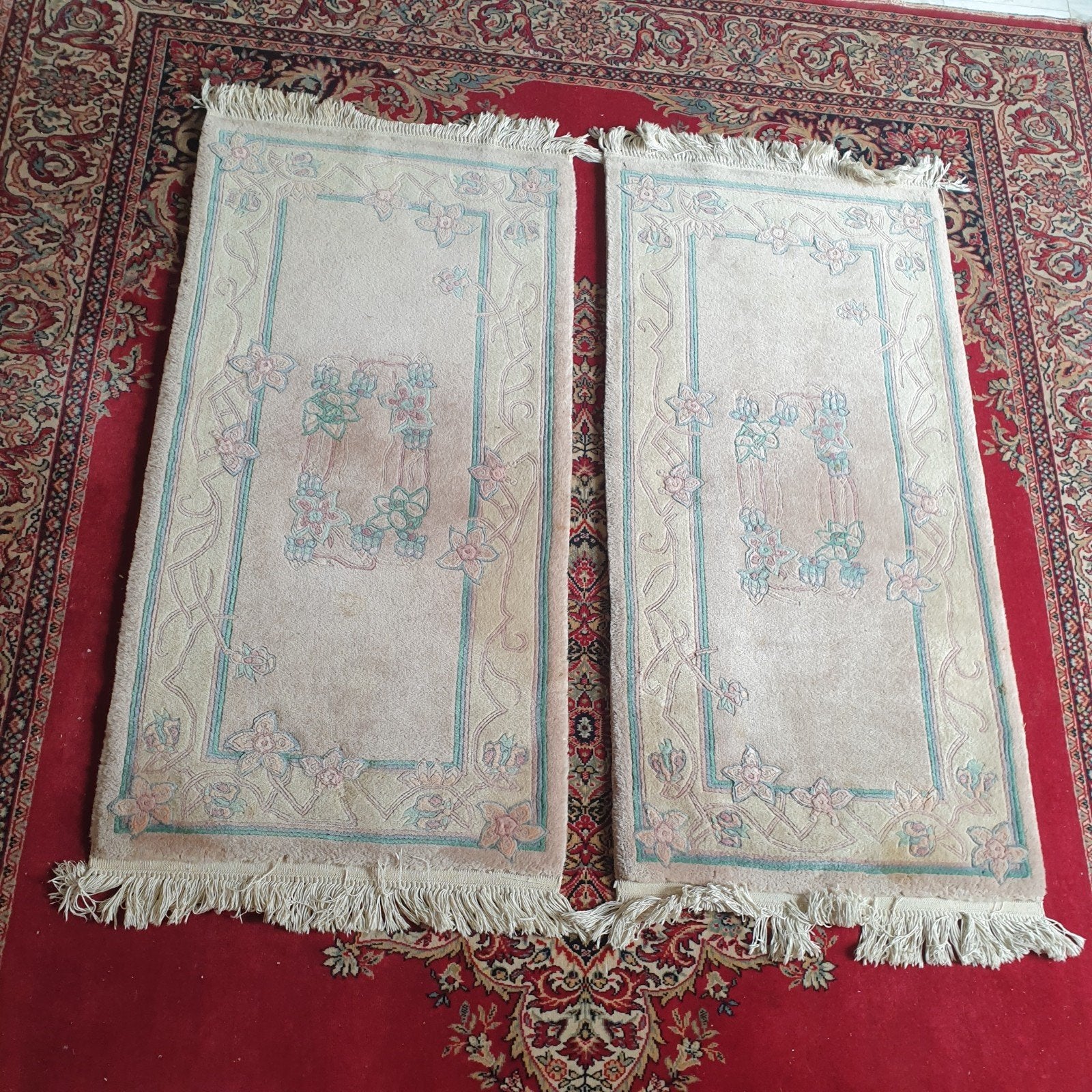 2 tapis orientaux, Enlèvement