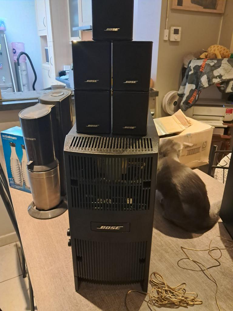 Bose acoustimass (losse hifi set), Enlèvement, Utilisé, Autres types