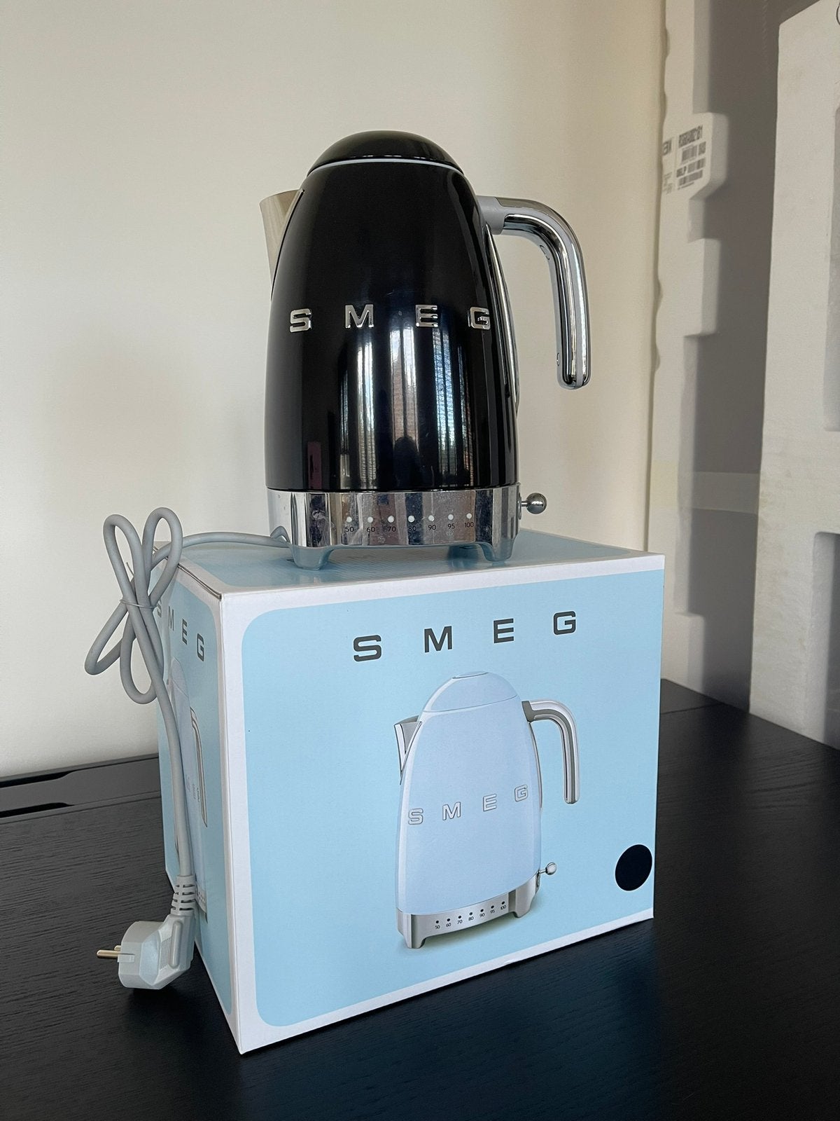 SMEG waterkoker met temperatuurregeling, Ophalen, Zo goed als nieuw