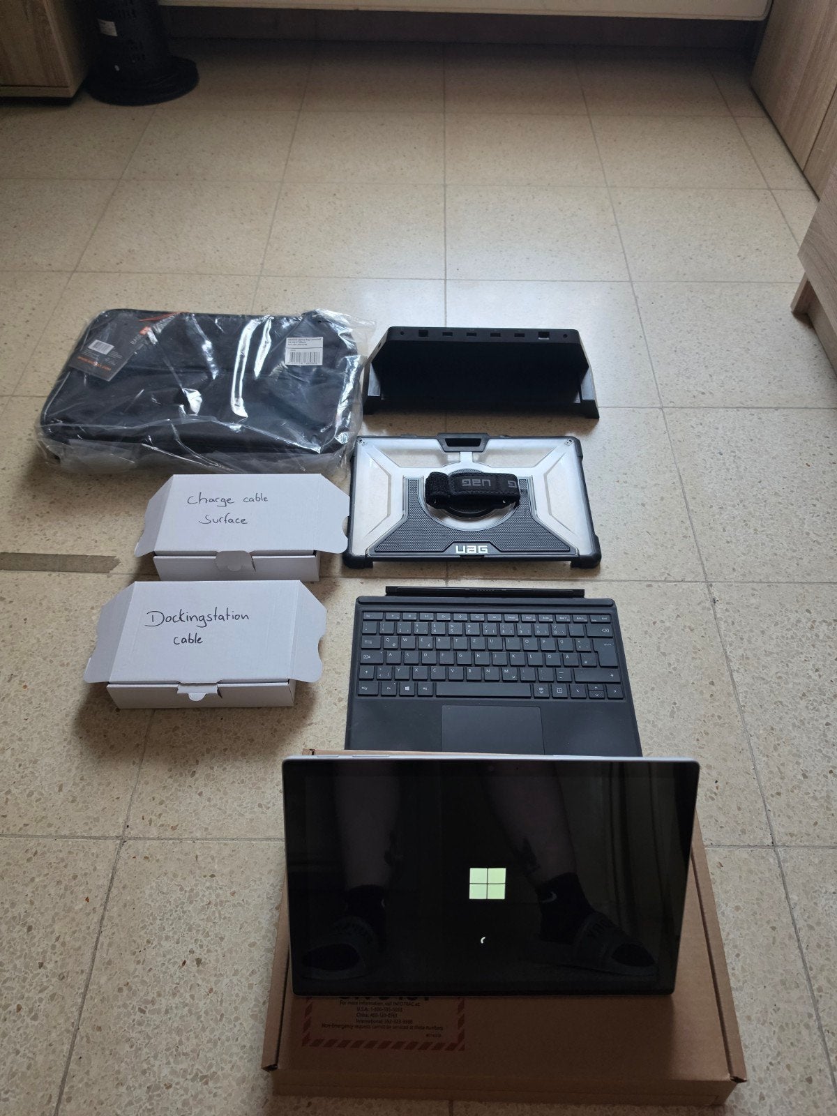 Microsoft surface 5 pro + toebehoren, Computers en Software, Windows Tablets, Ophalen of Verzenden