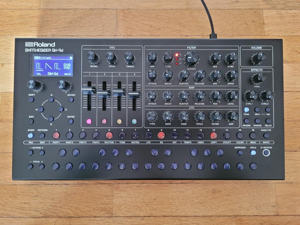 Roland SH-4D, Muziek en Instrumenten, Synthesizers, Ophalen of Verzenden, Roland