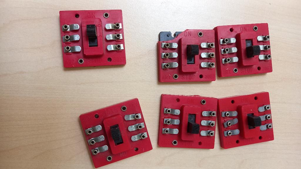 Lima - Trach Switch - 3067, Enlèvement ou Envoi, Utilisé, Autres types, Lima