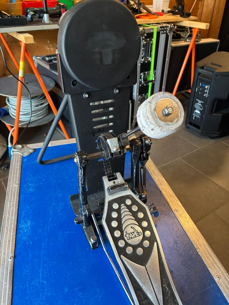Kd8 roland met pedaal, Muziek en Instrumenten, Ophalen, Zo goed als nieuw, Roland