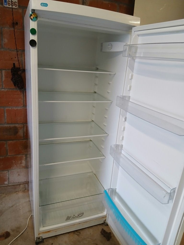 Zanussi koelkast –vriest soms / voor handige Harry, Ophalen, 200 liter of meer, 140 tot 160 cm, 45 tot 60 cm