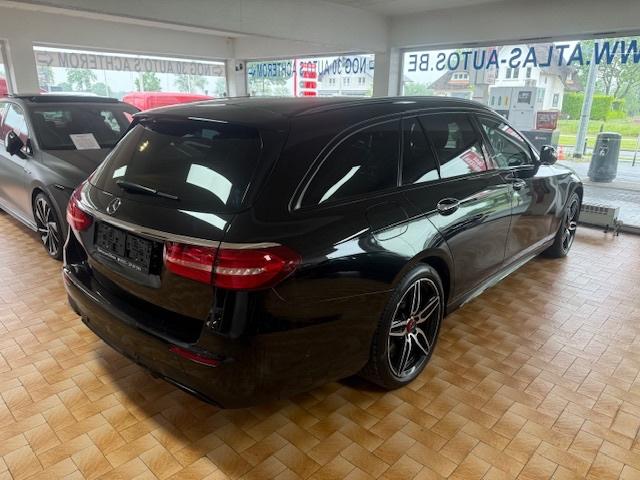 MB E43 AMG STATION! FULL OPTIONS!, Auto's, Mercedes-Benz, Automaat, Euro 6, Leder en Stof, Zwart