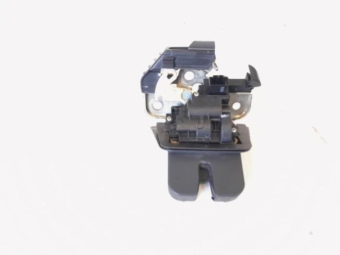 Mécanique de verrouillage hayon d'un Audi A4, -, 3 mois de garantie, Audi, Utilisé