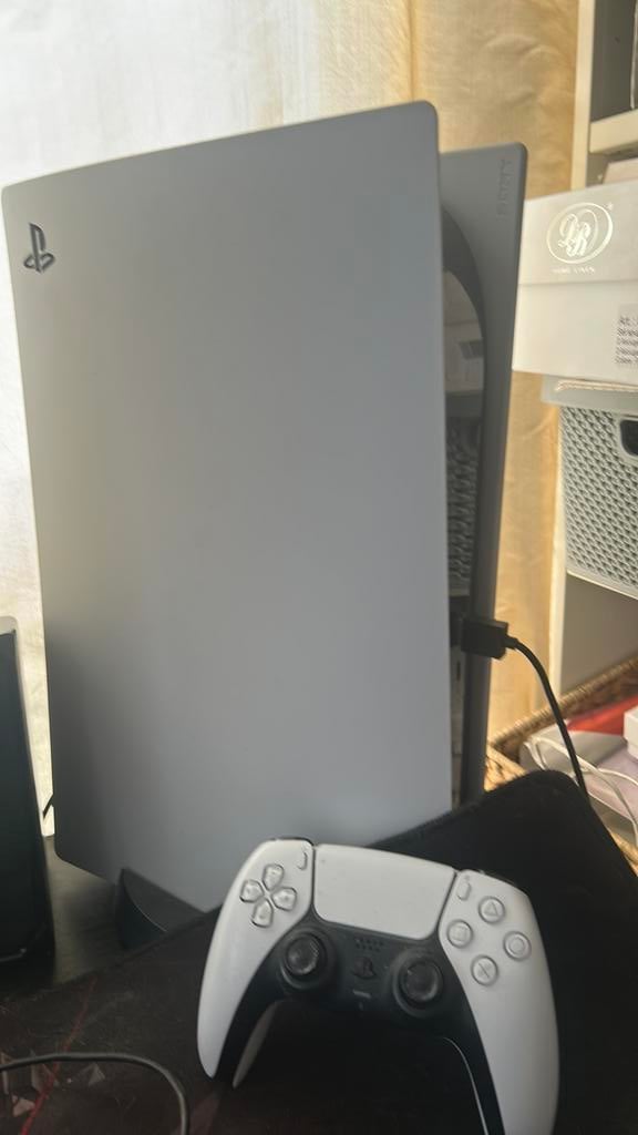 Ps5 slim disc editie goede staat alle toebehoren, Ophalen of Verzenden, Zo goed als nieuw