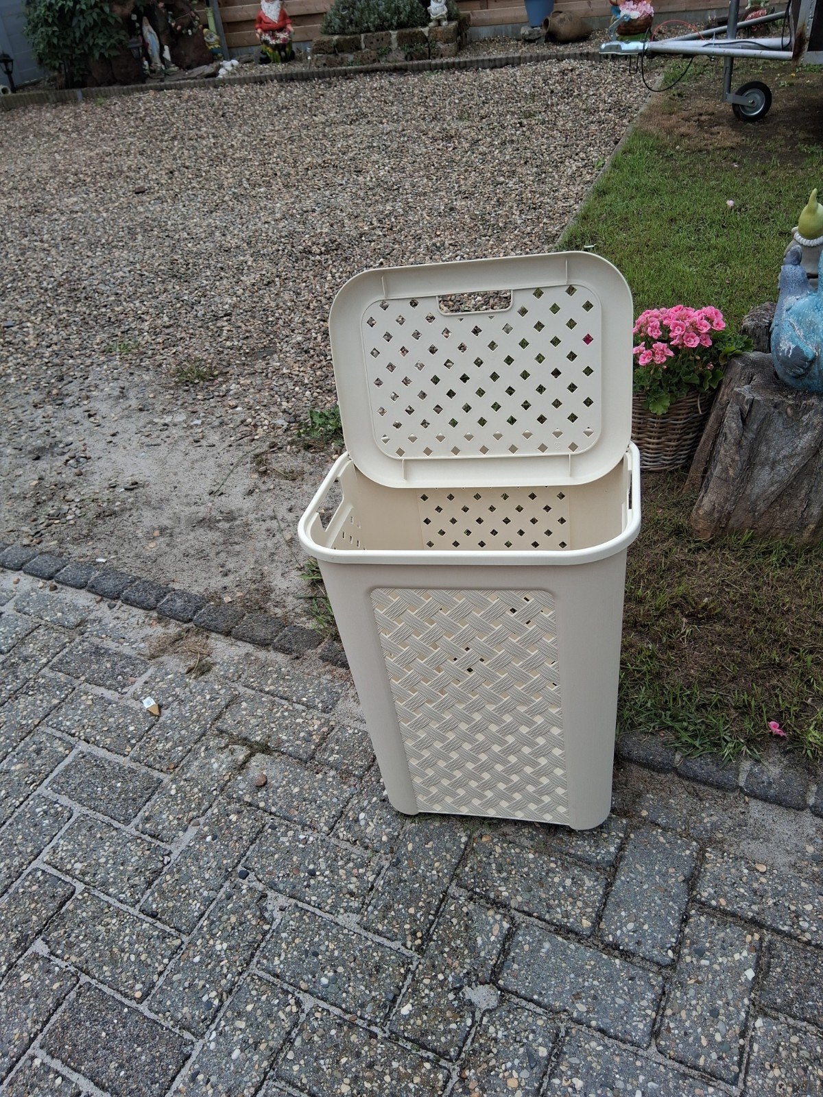 huisinrichting, Ophalen, Wasmand