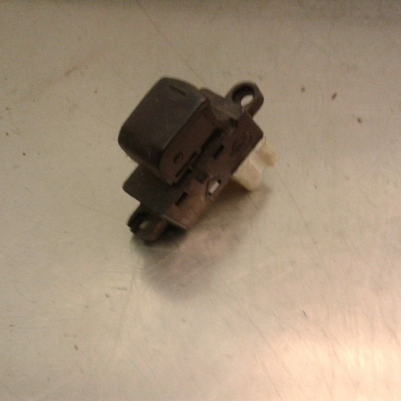 RAAMSCHAKELAAR Nissan Micra (K12) (01-2003/06-2010), Gebruikt, Nissan