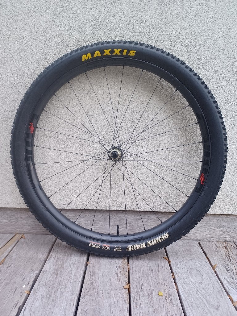Roues Carbone légères et performantes, RYET, Enlèvement, Utilisé, Mountainbike