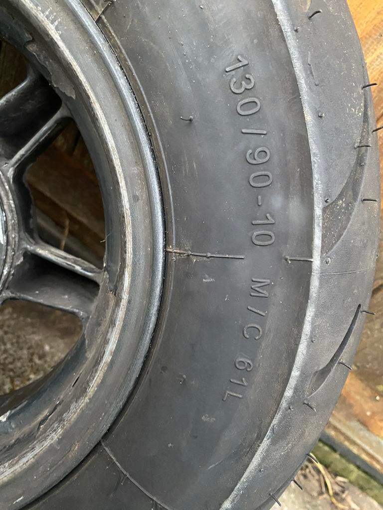 Mbk booster band met velg, Fietsen en Brommers, Ophalen, Zo goed als nieuw