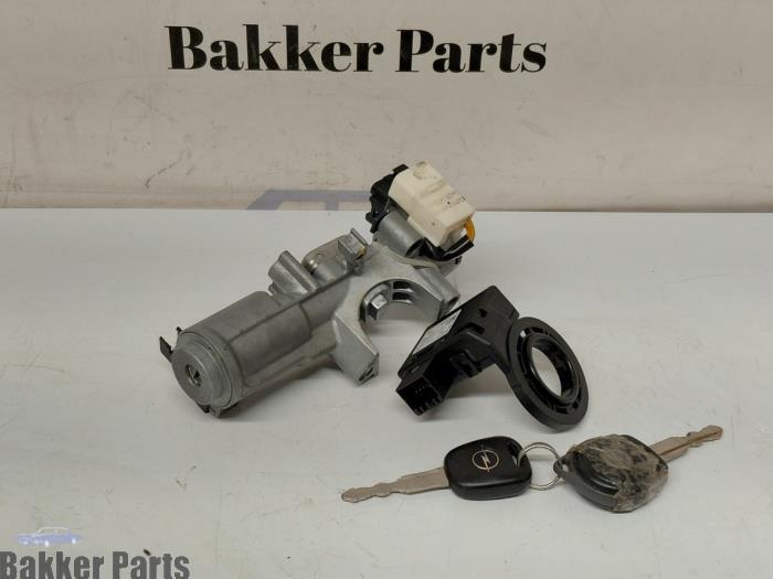 Serrure de contact + clé d'un Opel Agila, -, -, Opel, 3 mois de garantie