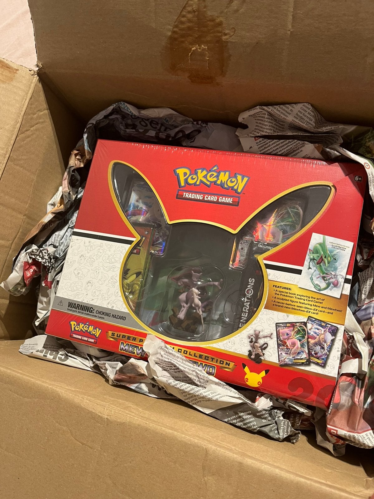 Super premium collection box mew en mewtwo, Ophalen, Zo goed als nieuw
