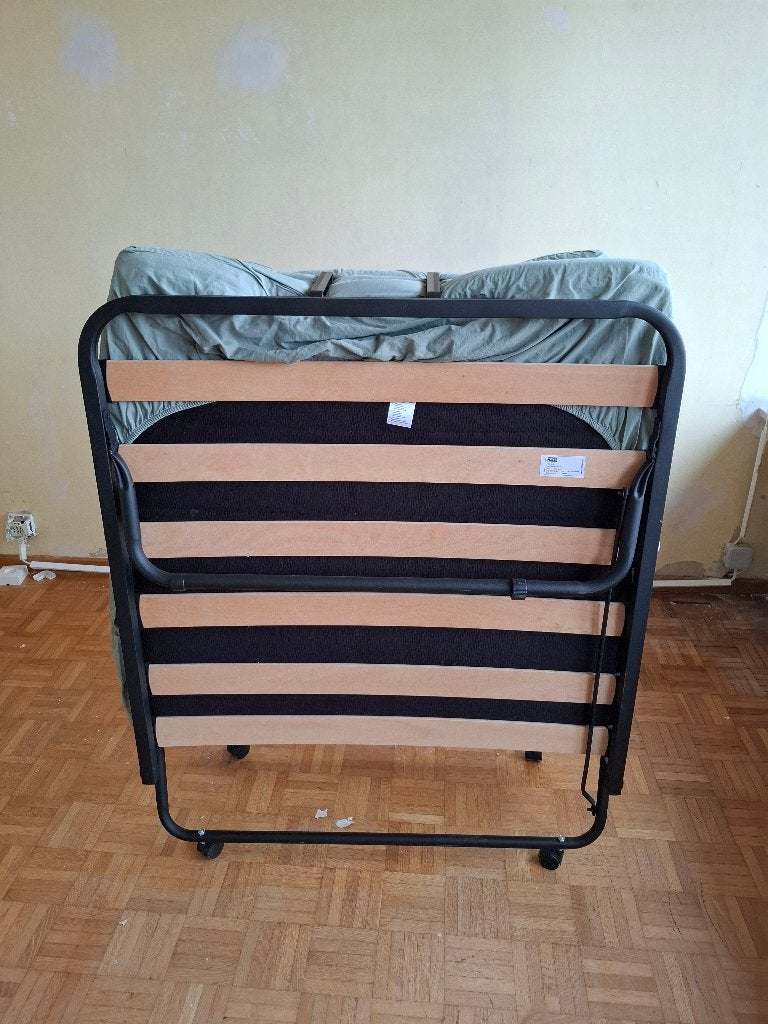Lit d'appoint JYSK avec matelas — comme neuf, Maison & Meubles, 90 cm, Enlèvement, 200 cm, Une personne