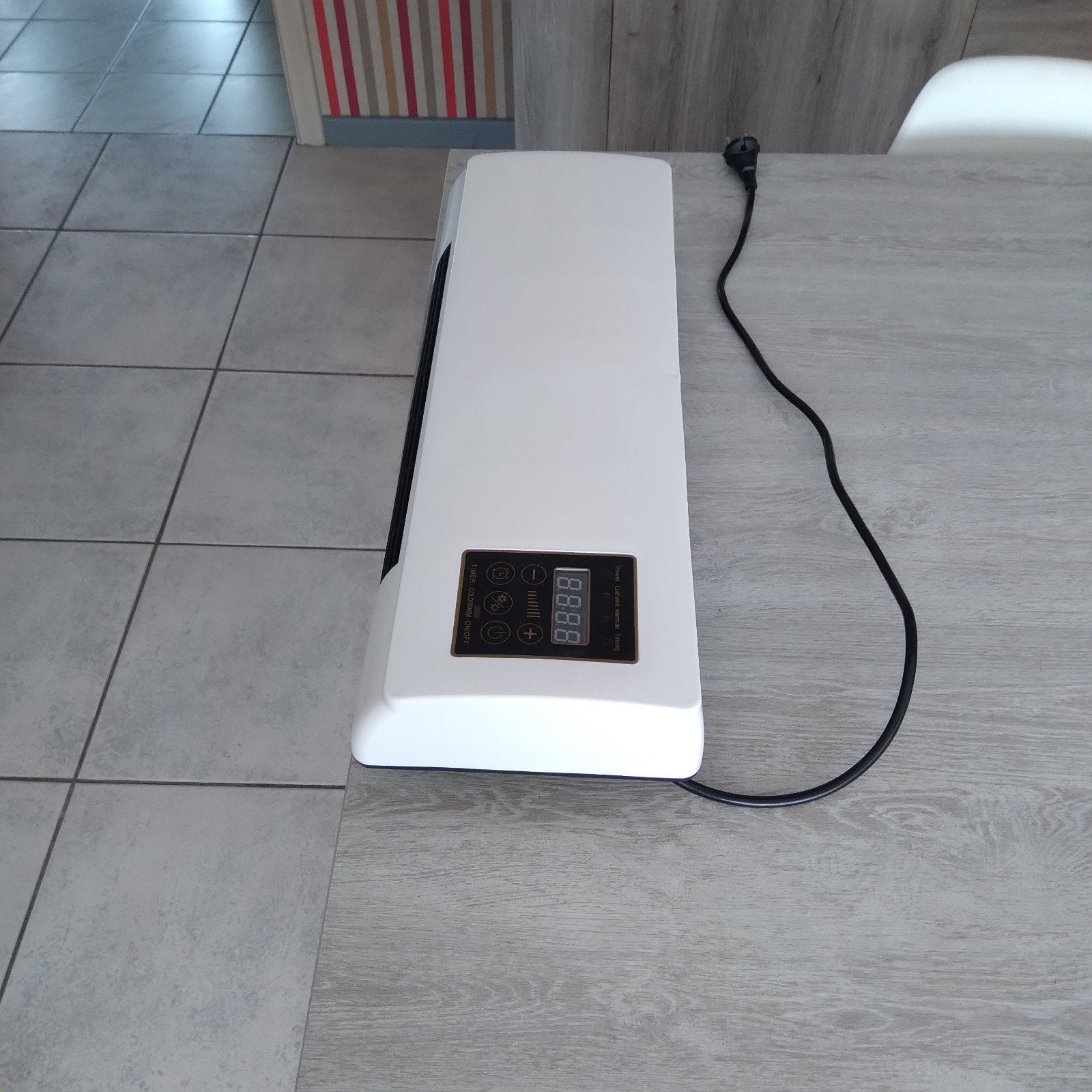 radiateur mural soufflant dimensions :L55cmXl20cmXp12cm, Electroménager, Enlèvement, Ventilateur avec télécommande, Neuf, Ventilateur de radiateur