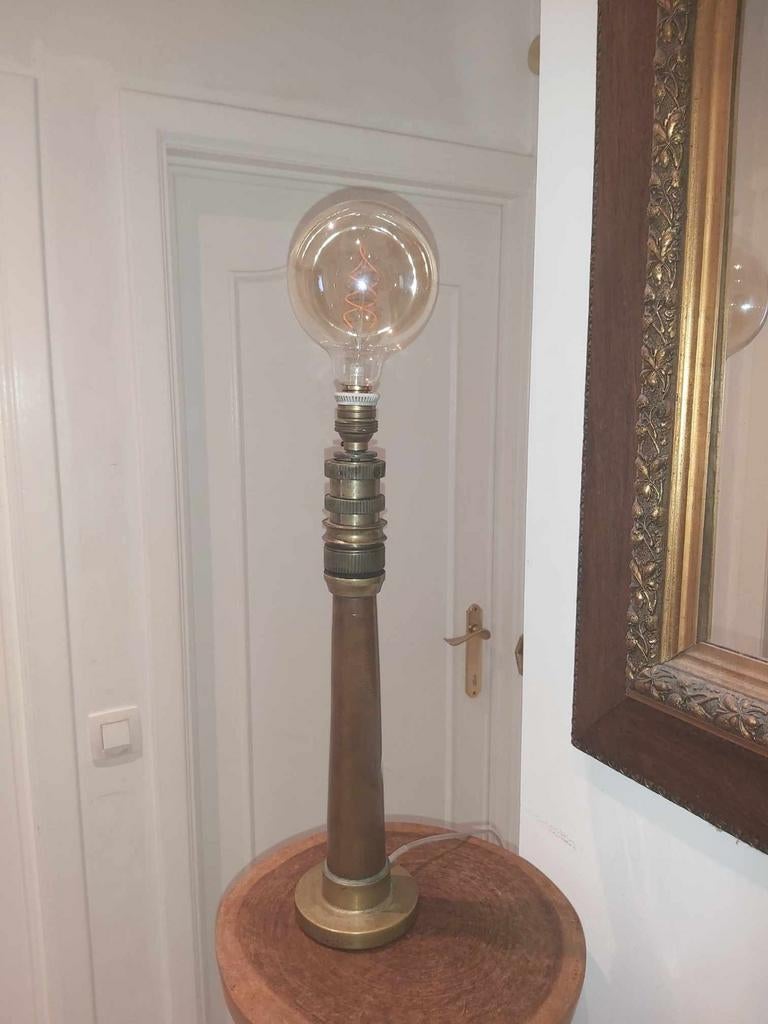 Unieke vintage lamp – brandweerslang koppeling

Bijzondere e, Antiek en Kunst, Ophalen of Verzenden