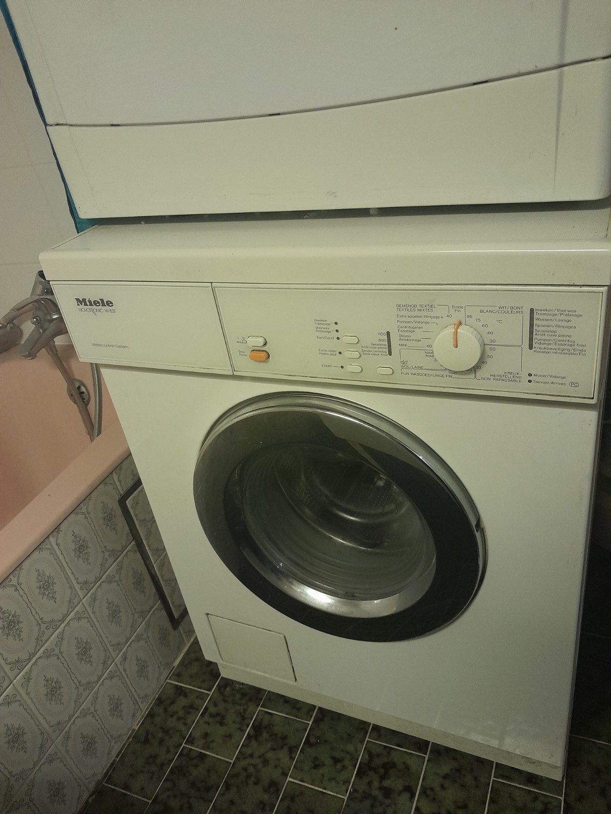 Miele wasmachine, Ophalen, Gebruikt, Voorlader