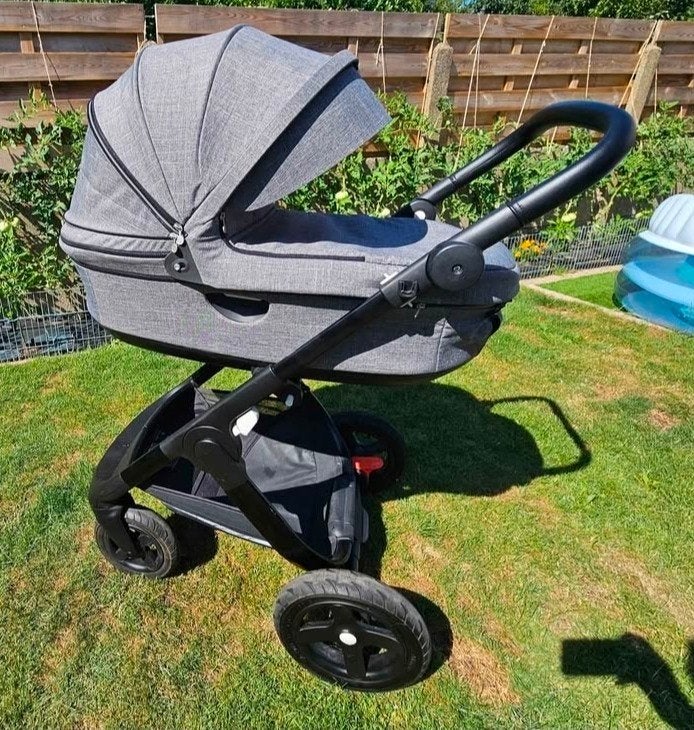 Poussette Stokke Trailz + Maxi-Cosi Pebble + adaptateurs, Enlèvement, Poussette, Maxi-Cosi