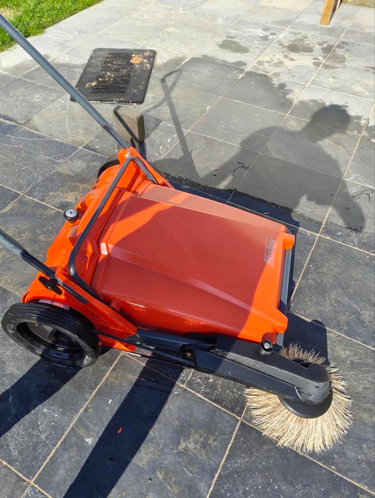 Hako sweepmaster 600 veegmachine., Ophalen, Zo goed als nieuw, HAKO