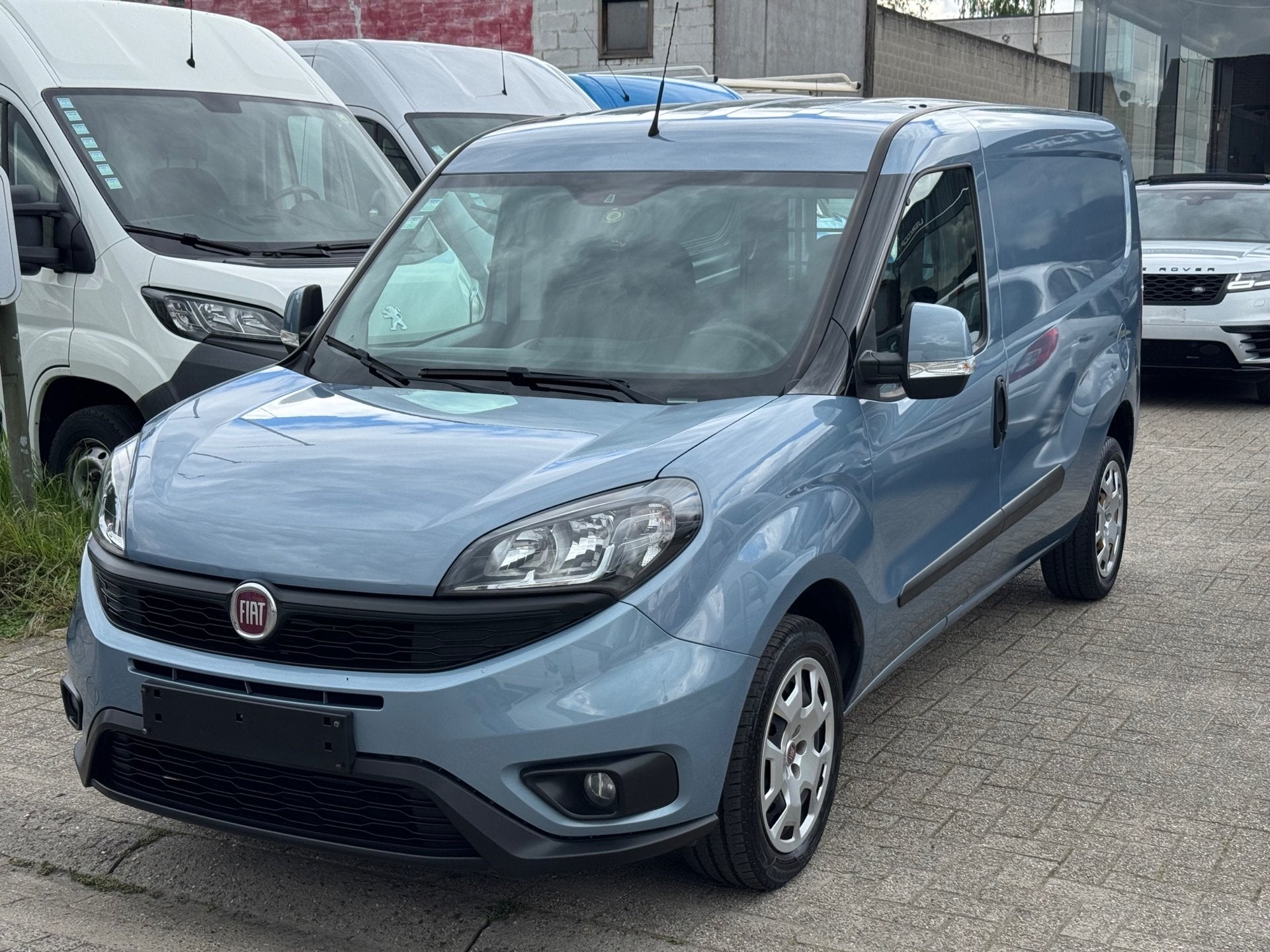 Fiat // Doblo Maxi, Achat, Euro 6, 2 places, Boîte manuelle
