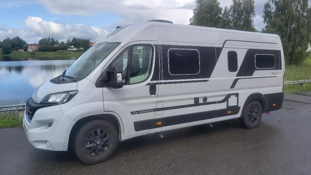 adria twin 640 slb, Caravanes & Camping, Camping-cars, 6 à 7 mètres, Siège standard, Toilette à cassette, Fiat