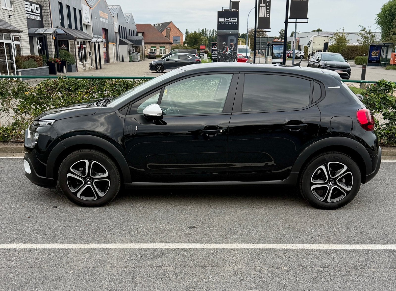Citroën C3 – 2024 – Slechts 5.700 km, Auto's, Voorwielaandrijving, Stof, Sound system, Zwart