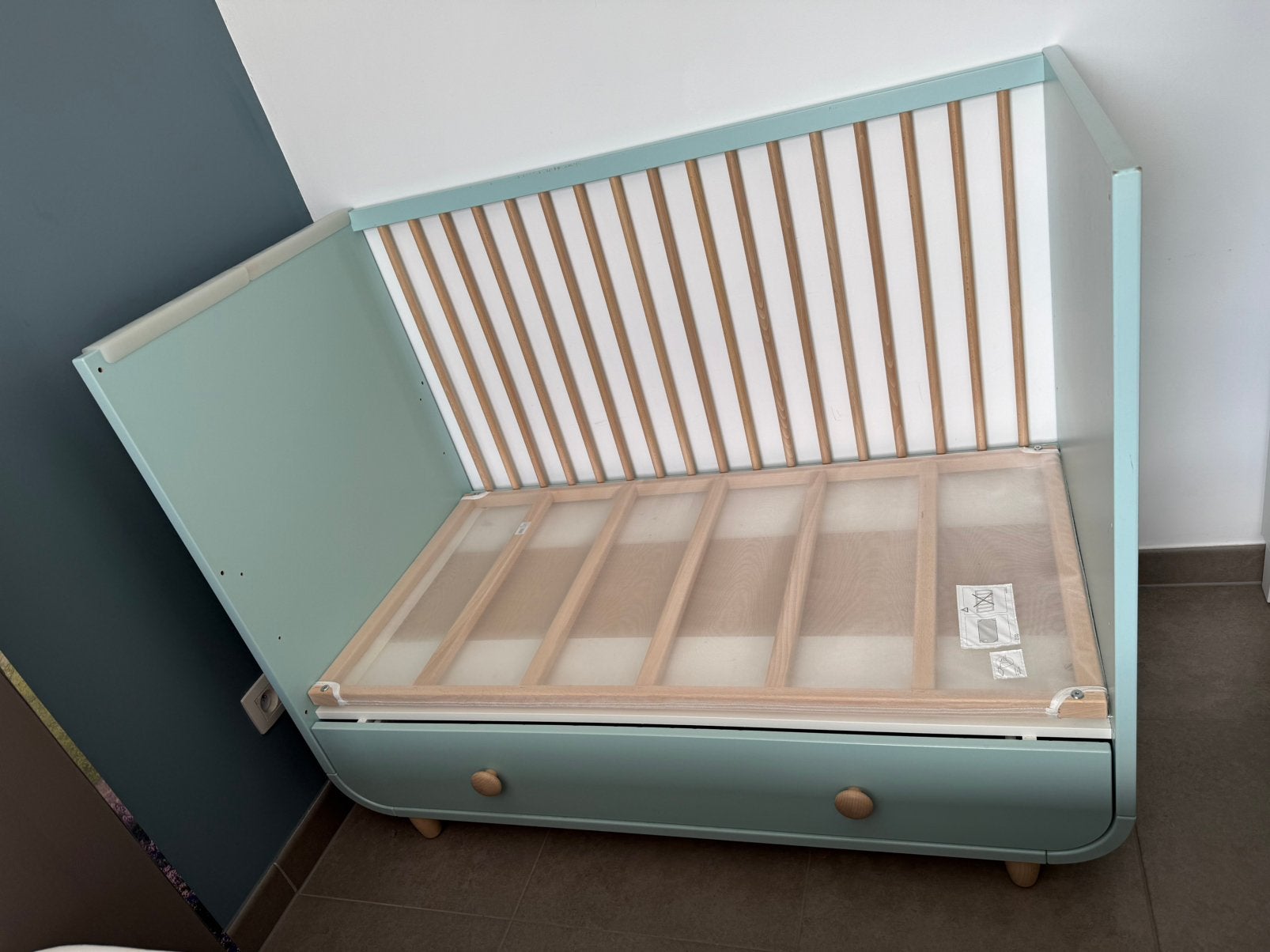 Babybed ikea, Enfants & Bébés, Chambre d'enfant | Lits, Utilisé, Matelas, Enlèvement
