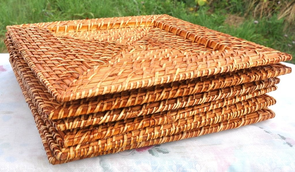 6 sous assiettes carrés tréssé en rotin, Huis en Inrichting, Woonaccessoires | Onderzetters, Stapelbaar, Overige materialen, Ophalen of Verzenden