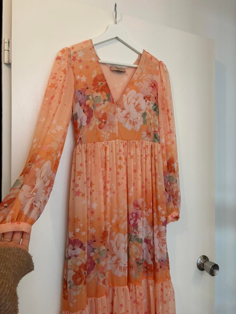 Twinset oranje bloemen jurk creponne dress floral, Maat 38/40 (M), Nieuw, Oranje, Ophalen of Verzenden