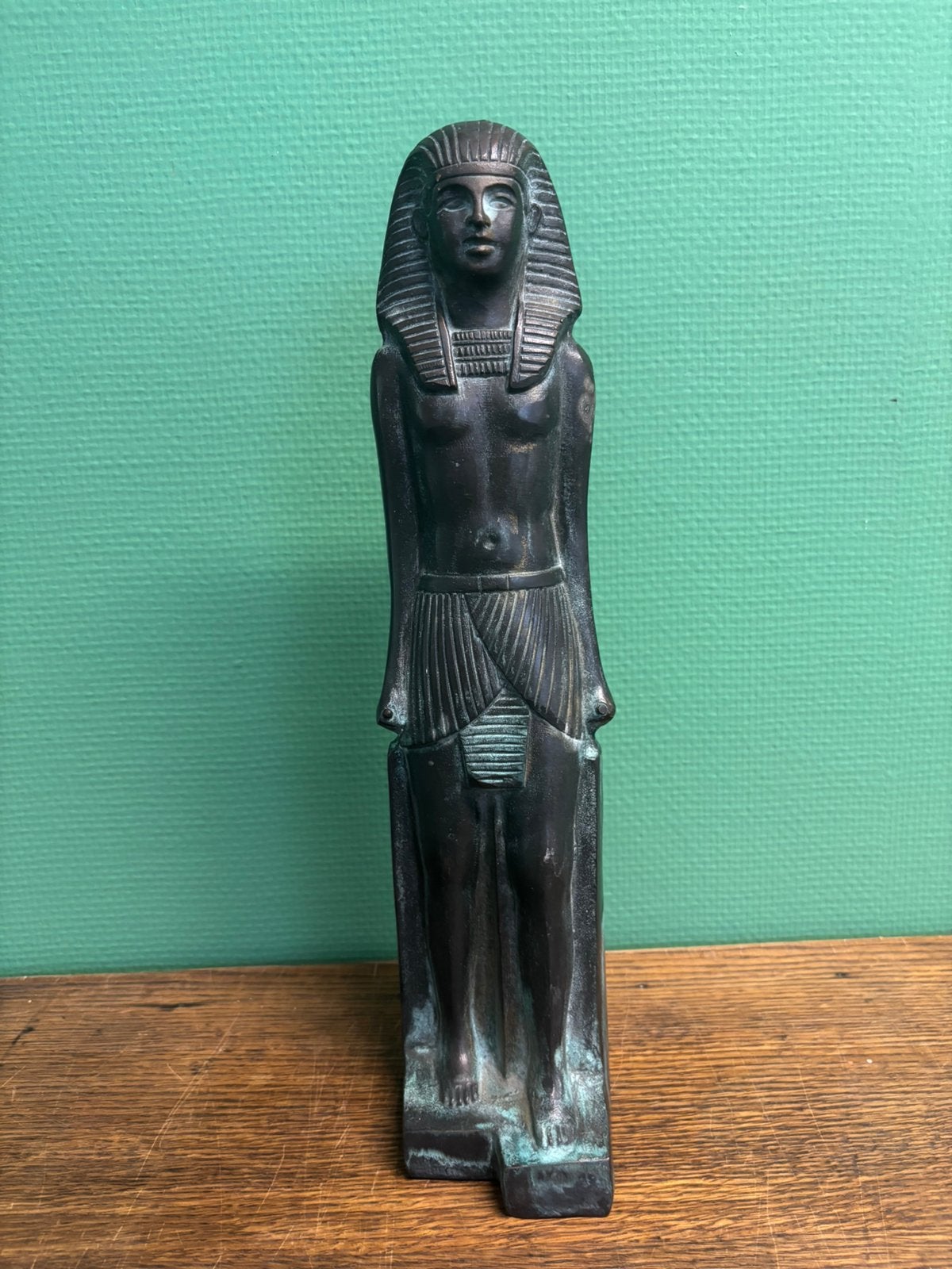 Statue égyptienne en bronze antique, Enlèvement, Bronze