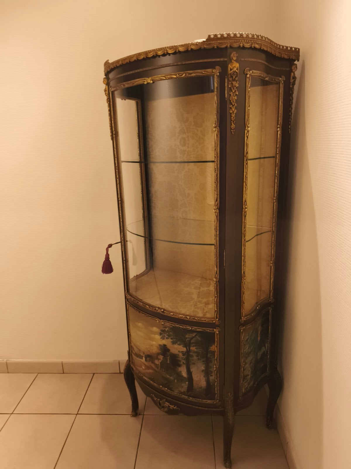 vitrinekast vintage, Ophalen