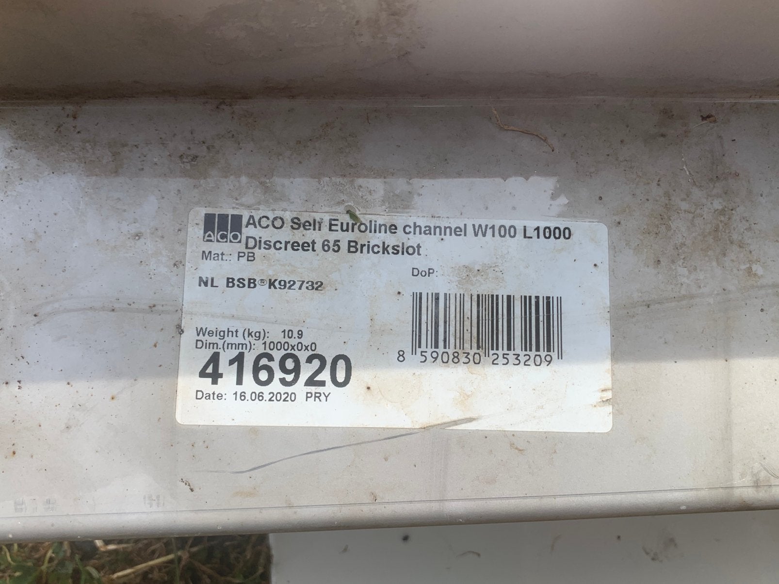 Te koop afvoergoot ACO en verwarming, Ophalen, Nieuw, Afvoer