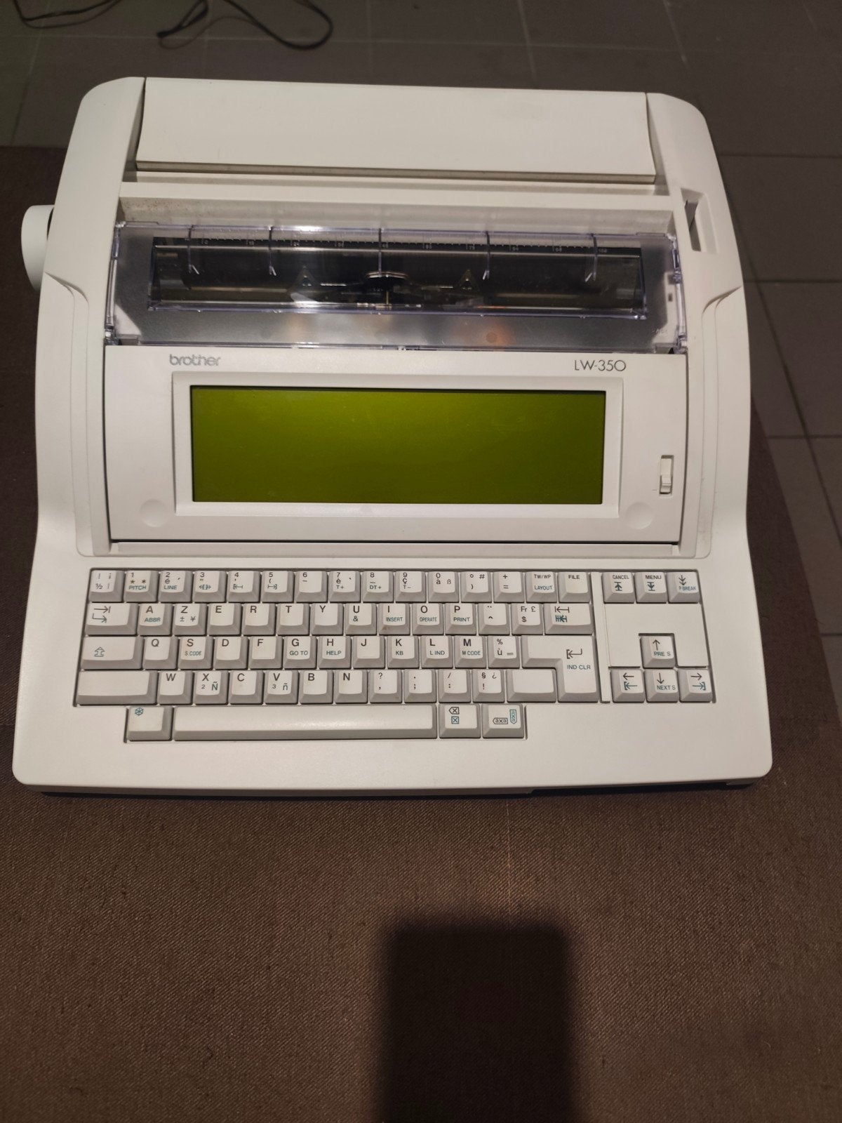 typemachine, Enlèvement, Comme neuf