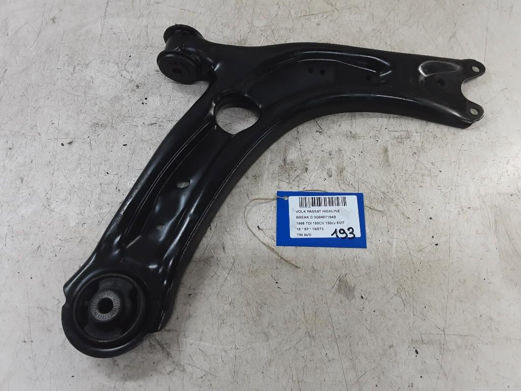 DRAAGARM RECHTS VOOR Passat Variant (3G5) (3Q0407154B), Gebruikt, Volkswagen