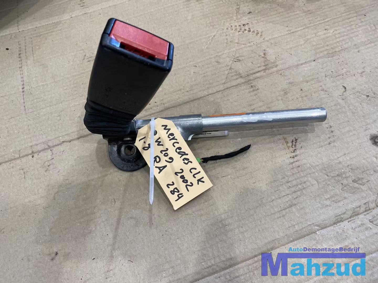 MERCEDES CLK W209 RECHTS Achter gordelspanner A2038601869, Gebruikt, Mercedes-Benz AG, Mercedes-Benz, Mercedesstrasse 120
70372  Stuttgart, DE