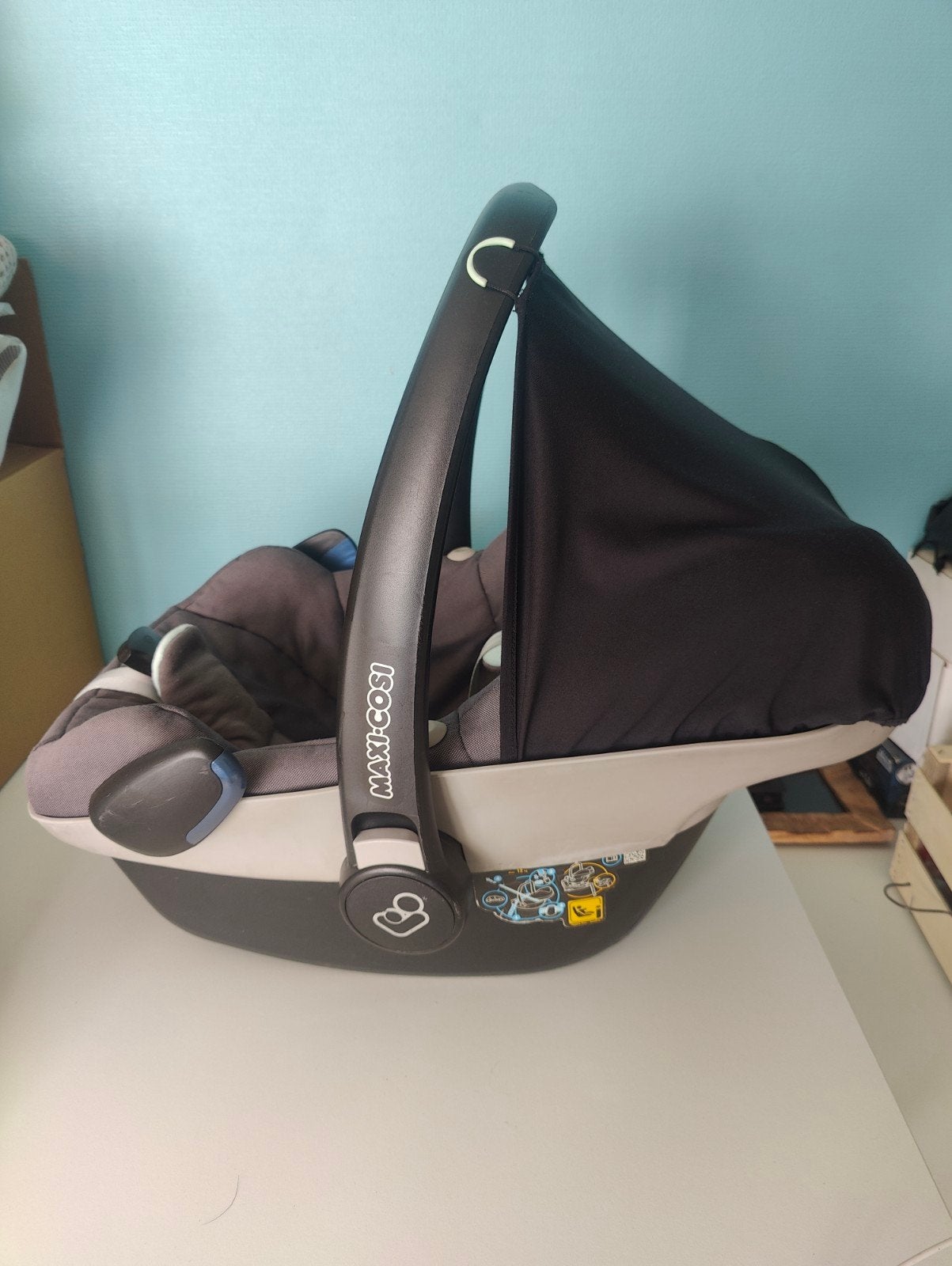 Maxi-Cosi Pebble Plus autostoel + Maxi-Cosi ISOFIX 2wayfix, Kinderen en Baby's, Autostoeltjes, Ophalen, Gebruikt, Maxi-Cosi, Isofix