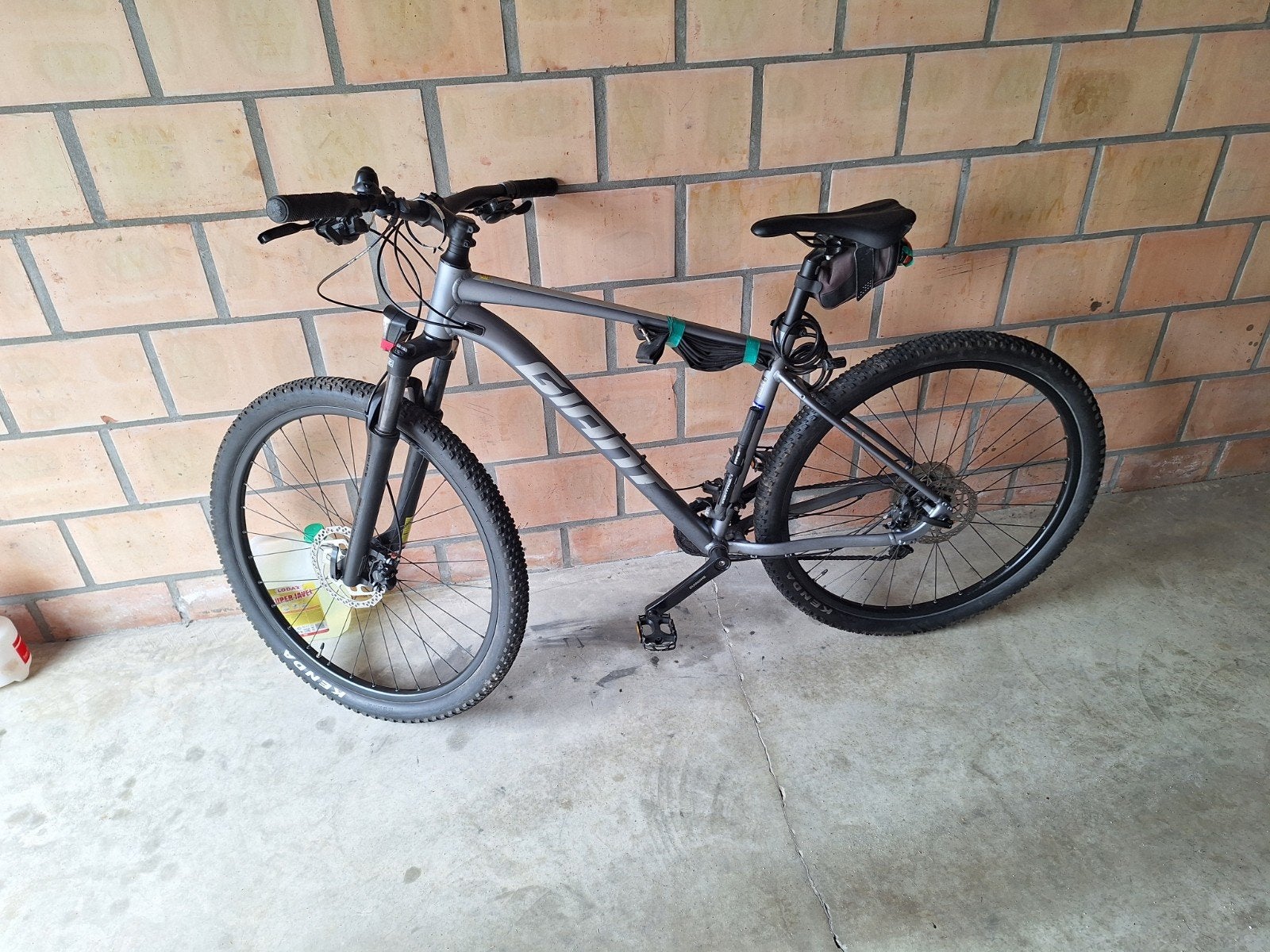 Te koop.250€, Ophalen, Giant