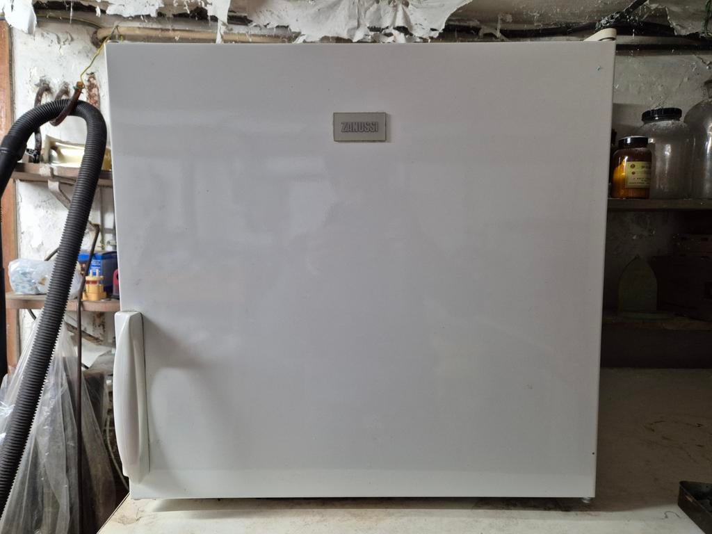 diepvriezer / diepvries Zanussi op tafel te plaatsen, Elektronische apparatuur, Gebruikt, Minder dan 85 cm, Ophalen, Vrieskast