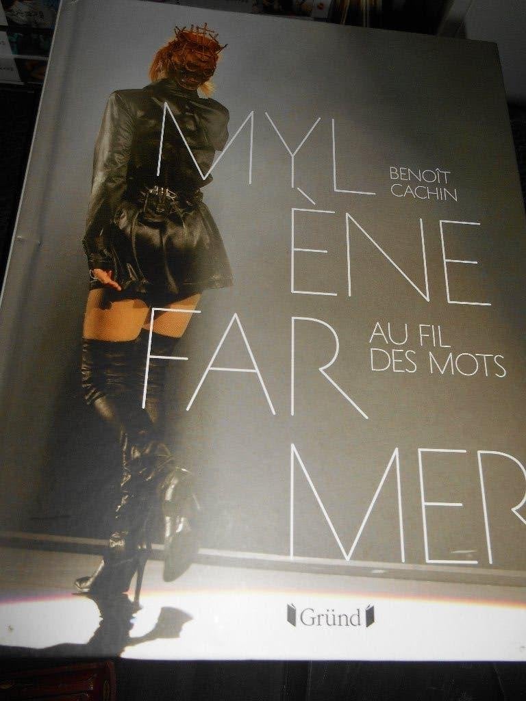 Mylène Farmer " Au fil des mots", Boeken, Muziek, Ophalen of Verzenden